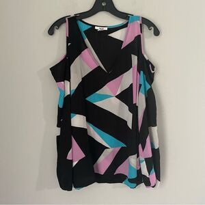 Bar III Women’s V Neck Geometric Printed Cold-Shoulder Blouse size L